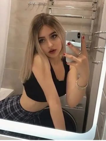 Галина Роковая Брюнетка